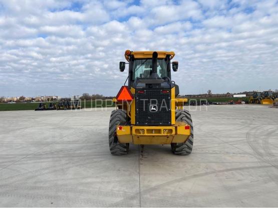 2020 John Deere 524L photo 11