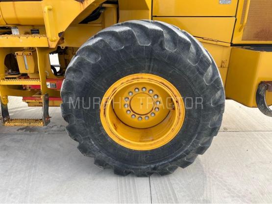 2020 John Deere 524L photo 10