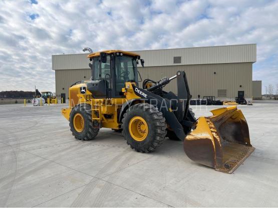 2020 John Deere 524L photo 1