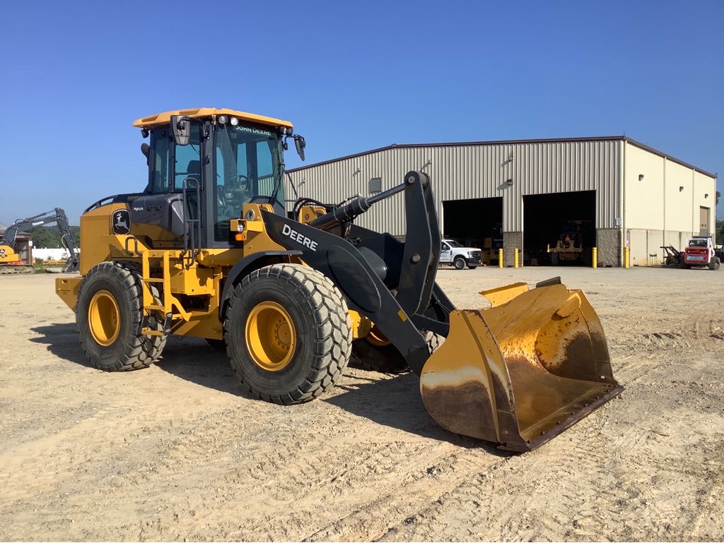 2019 John Deere 524L Image 15