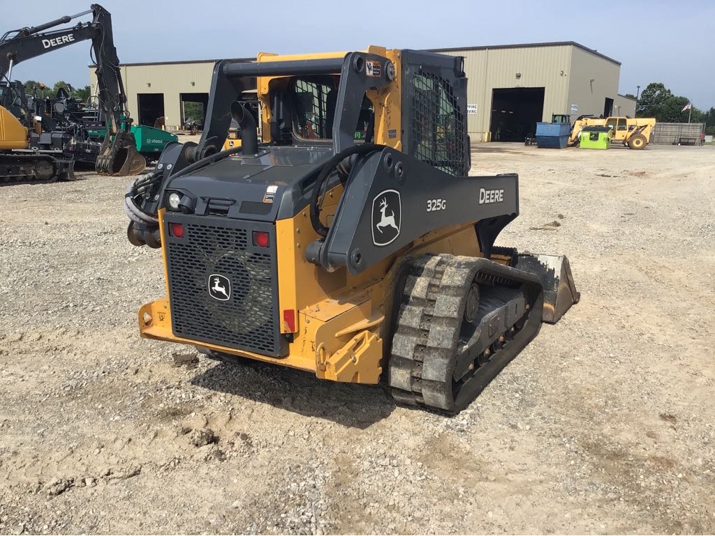 2020 John Deere 325G Image 6