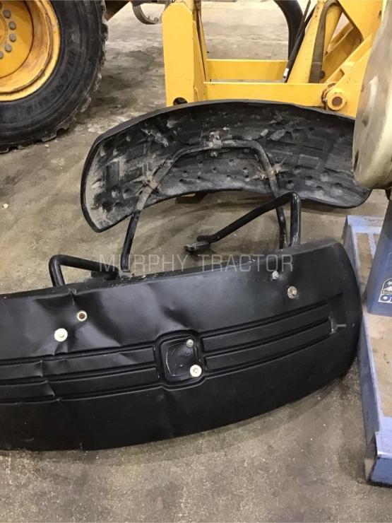 2014 John Deere G Series Grader Fenders — 555 47302.15577