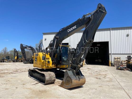 2021 John Deere 135G photo 8