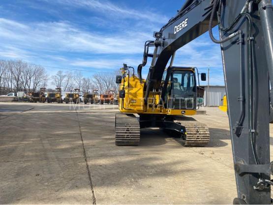 2022 John Deere 245G — 555 47650.15390