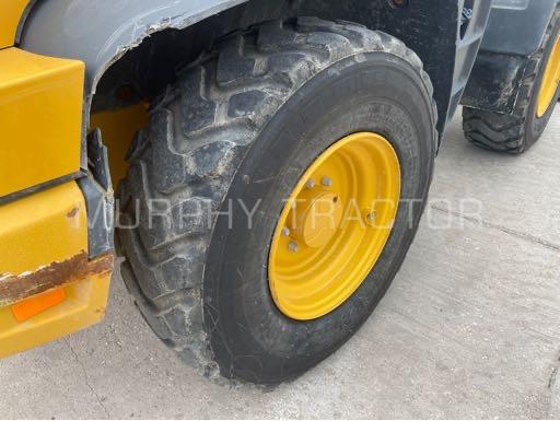 2019 John Deere 344L photo 12