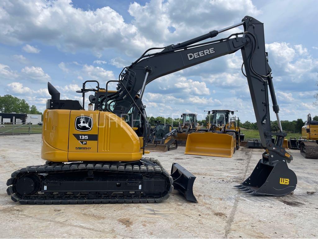 2023 John Deere 135 P Image 8