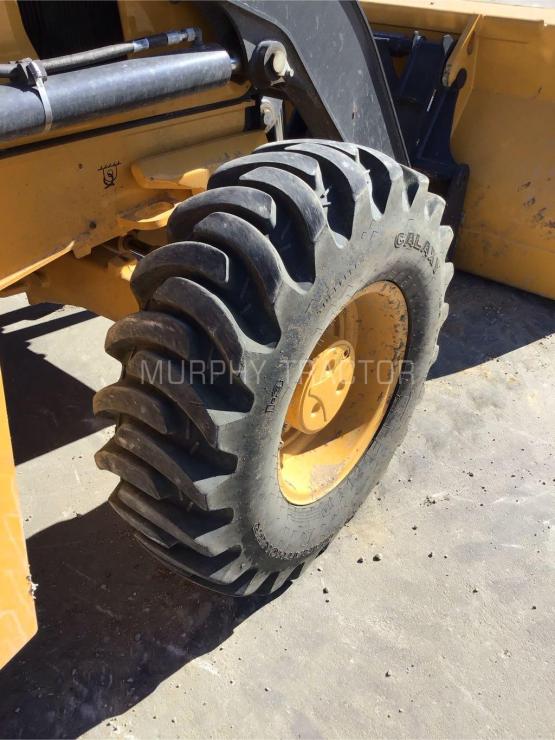 2023 John Deere 410L photo 16