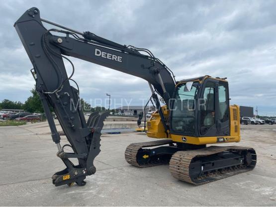 2023 John Deere 135 P photo 1