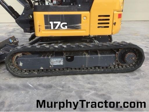 2020 John Deere 17G Image 14