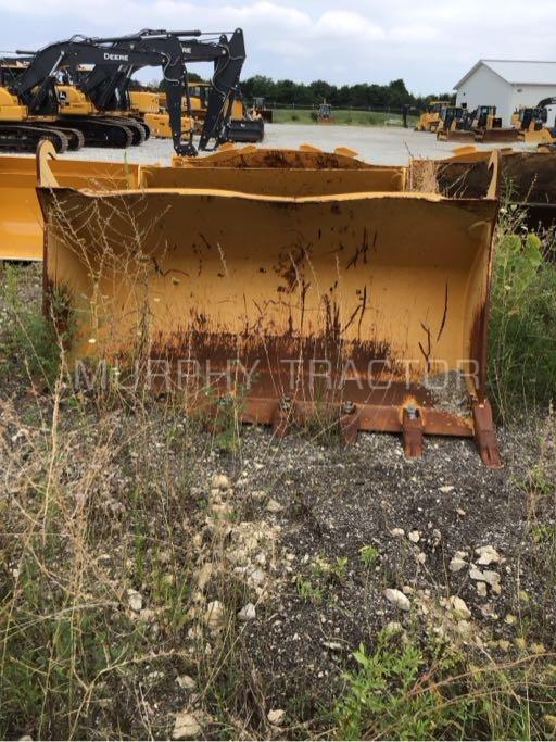 2018 John Deere 655K Bucket photo 1