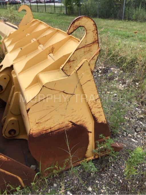 2018 John Deere 655K Bucket — 555 49225.15577
