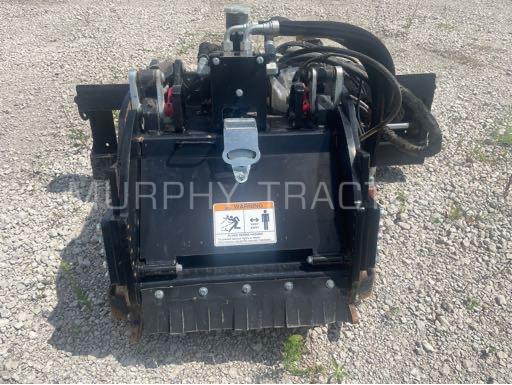 2022 John Deere CP24E 24″ CWP Cold Planer photo 3