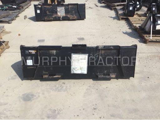 John Deere 66″ CWP Bucket — 555 49391.15576