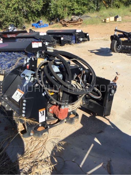 2022 John Deere CP24E 24″ Cold Planer photo 4