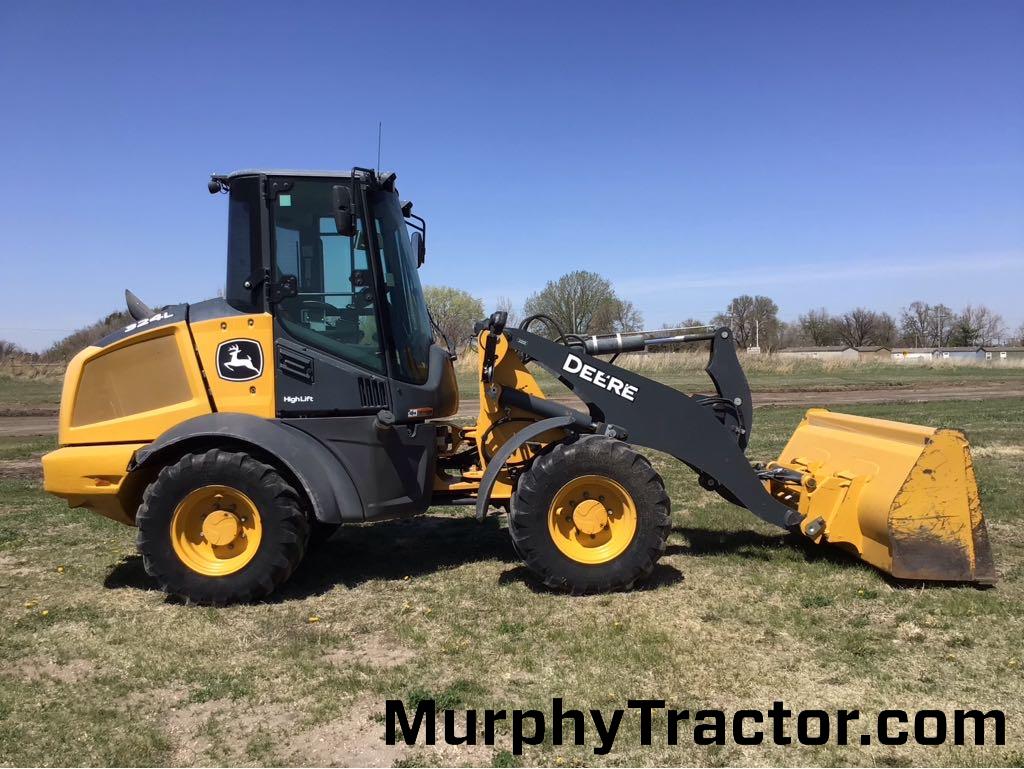2022 John Deere 324L Image 13