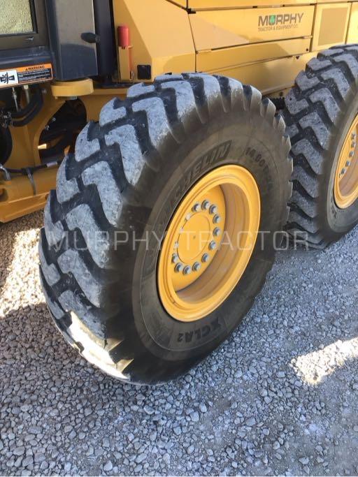 2023 John Deere 672G photo 14