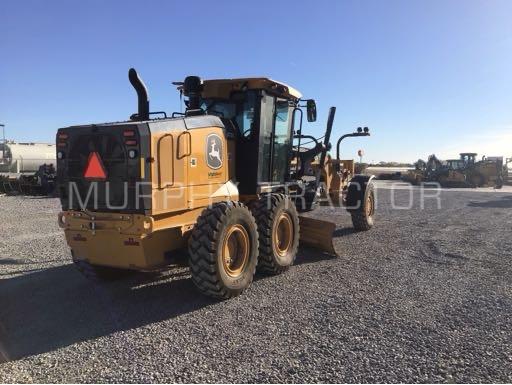 2023 John Deere 672G photo 7