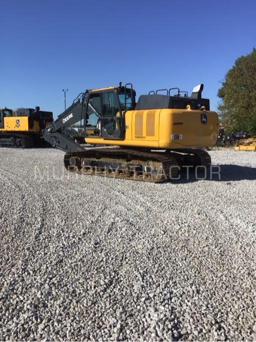 2023 John Deere 210 P — 555 49811.12987