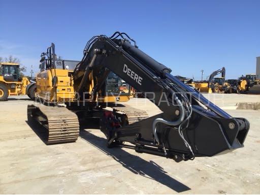 2023 John Deere 210 P photo 1