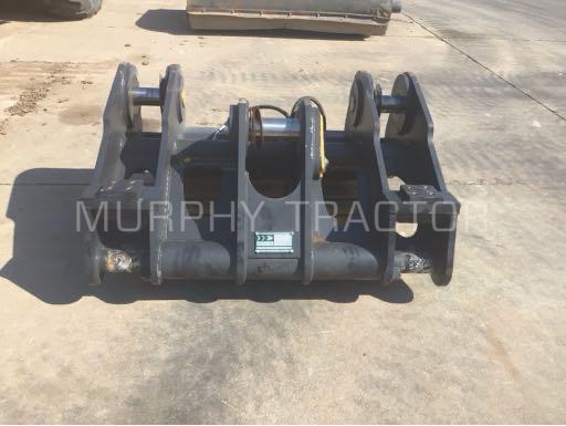 Misc 744 P Hydraulic Coupler photo 3