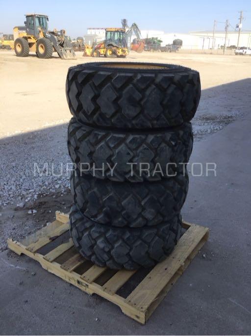2024 John Deere 324G  Tires Image 1