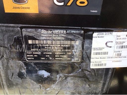 2023 John Deere 324G photo 17
