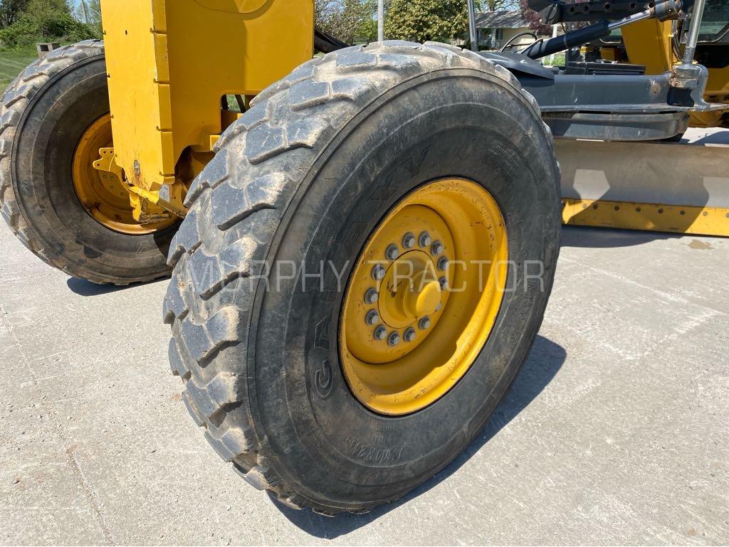2020 John Deere 770GP Image 13