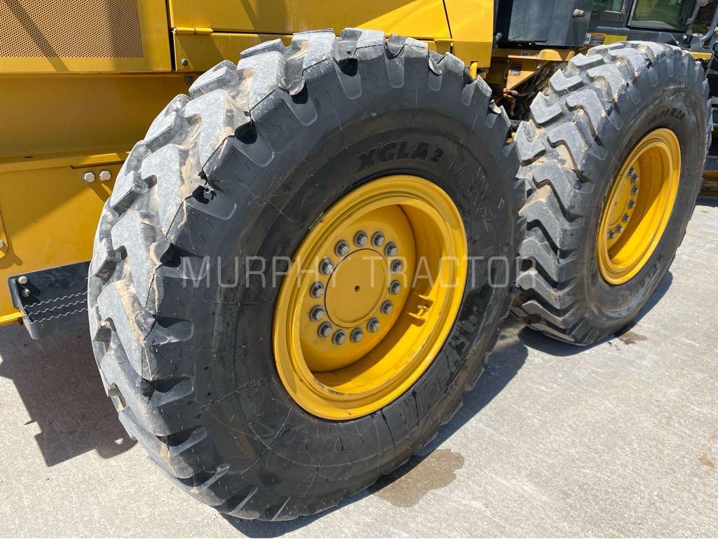 2020 John Deere 770GP Image 16