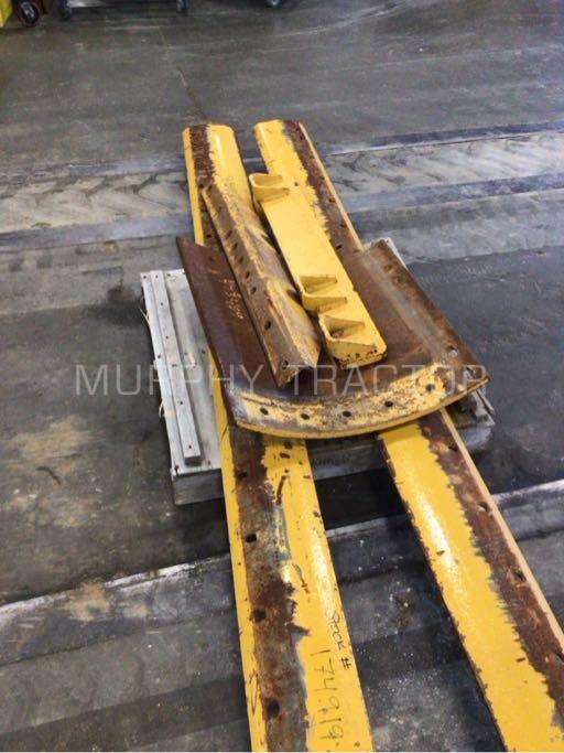 John Deere G Series Grader 27″ Tall RH Moldboard Extension photo 1
