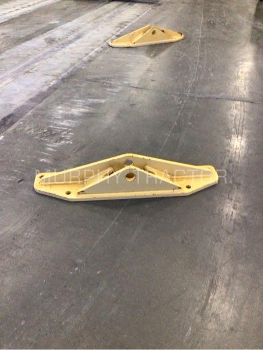 John Deere G Series Grader Rear Hitch — 555 50254.15576