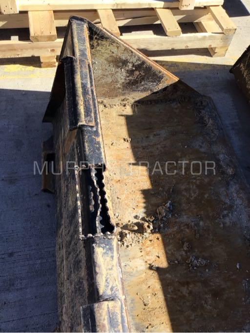 John Deere 66″ CWP Bucket — 555 50318.15578
