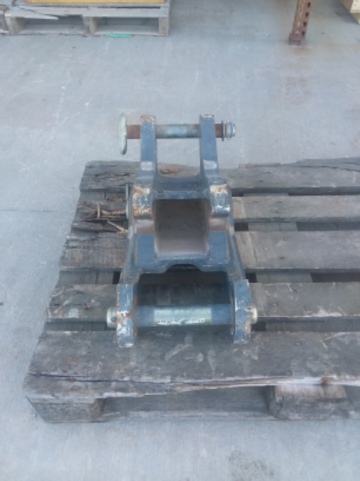 John Deere 310  Mechanical Coupler Image 4
