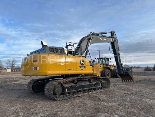 2023 John Deere 300 P — 555 50773.15387
