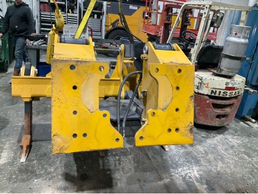 2022 John Deere 750L  Rear Ripper Image 3