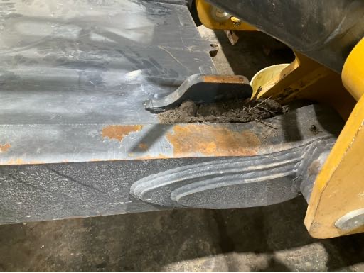 2022 John Deere 750L Rear Ripper — 555 50832.15578