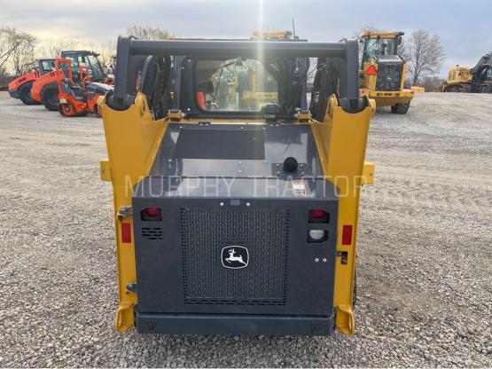 2023 John Deere 317G photo 6