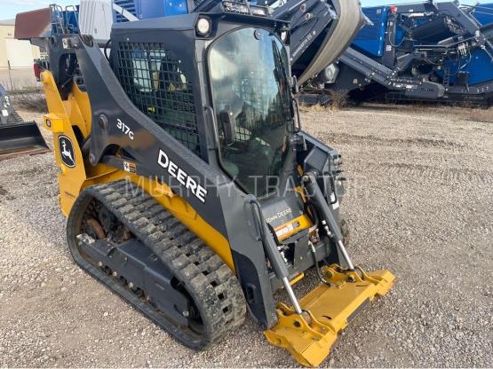 2023 John Deere 317G photo 9