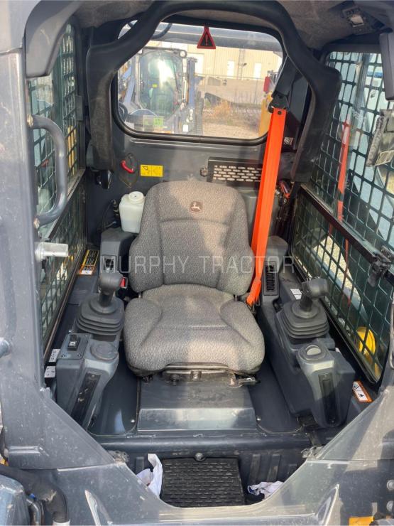 2023 John Deere 317G photo 11