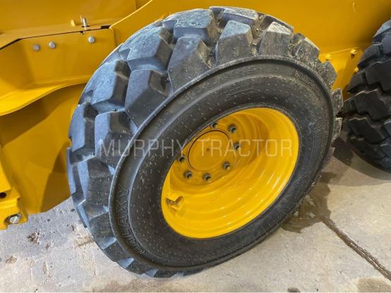 2025 John Deere 324G — 555 51420.13752
