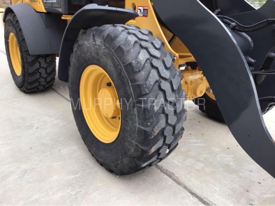 2023 John Deere 304 G photo 16