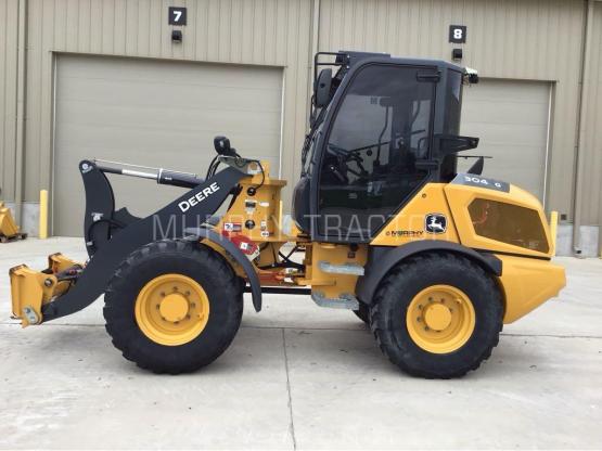 2023 John Deere 304 G photo 4