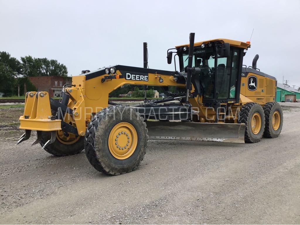 2020 John Deere 772G Image 1