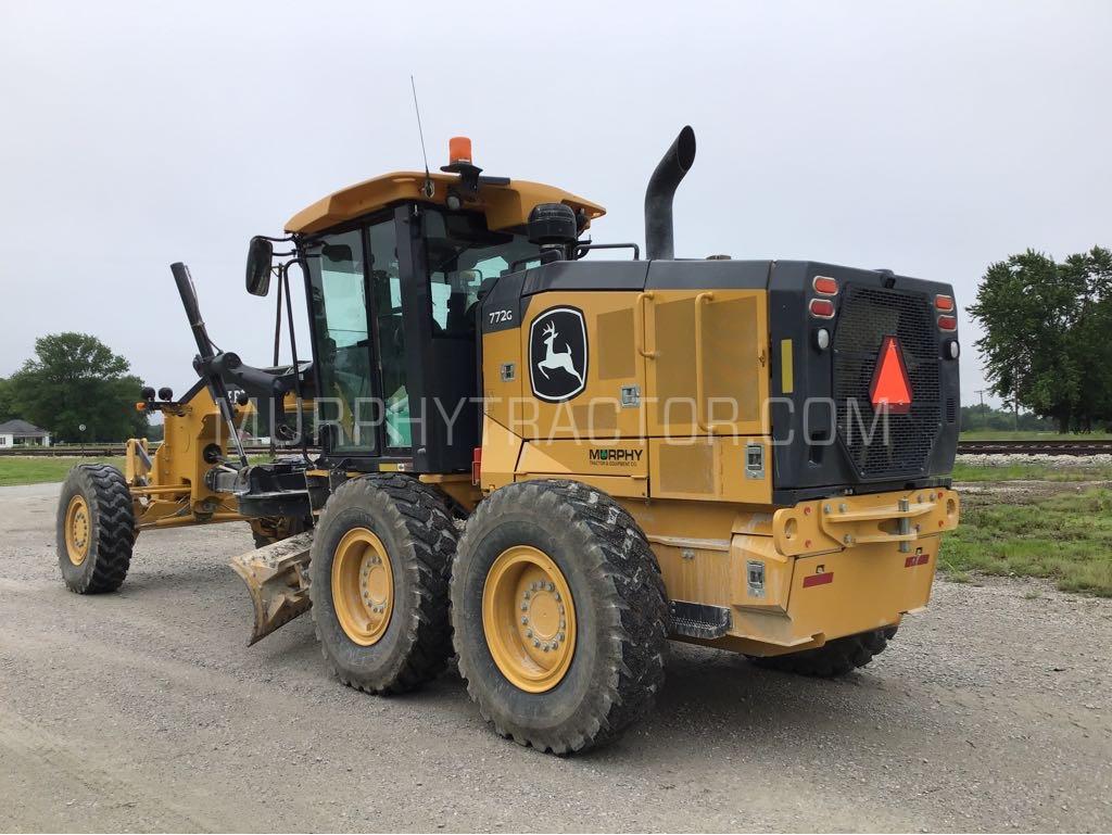 2020 John Deere 772G Image 4