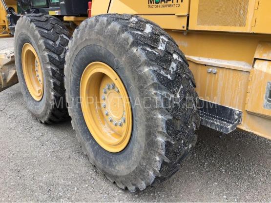 2020 John Deere 772G photo 15