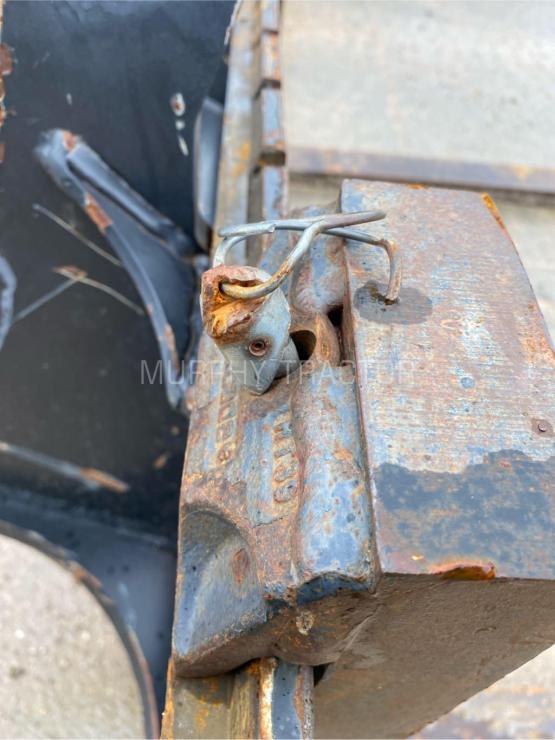 John Deere 310SL Fork Set — 555 51725.15244