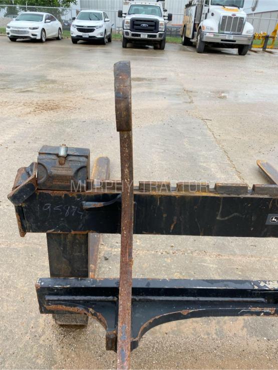 John Deere 310SL Fork Set — 555 51725.15557