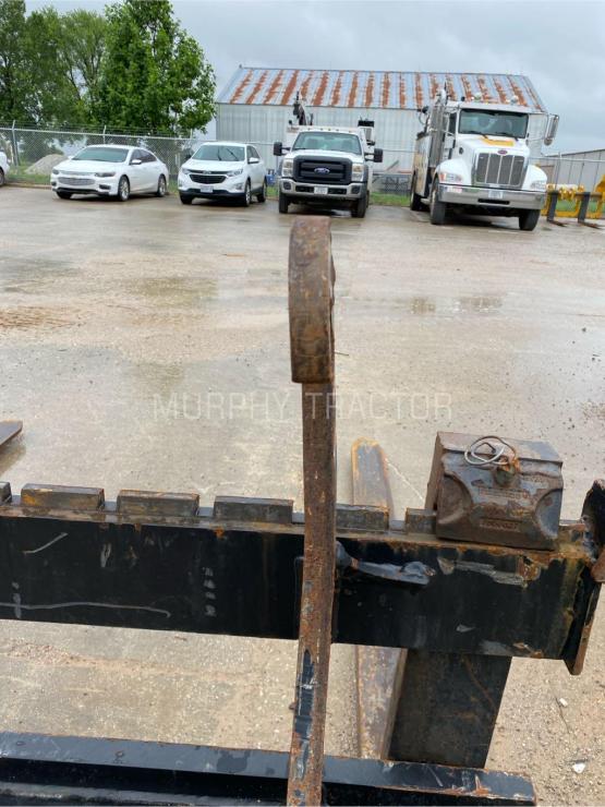 John Deere 310SL Fork Set — 555 51725.15578