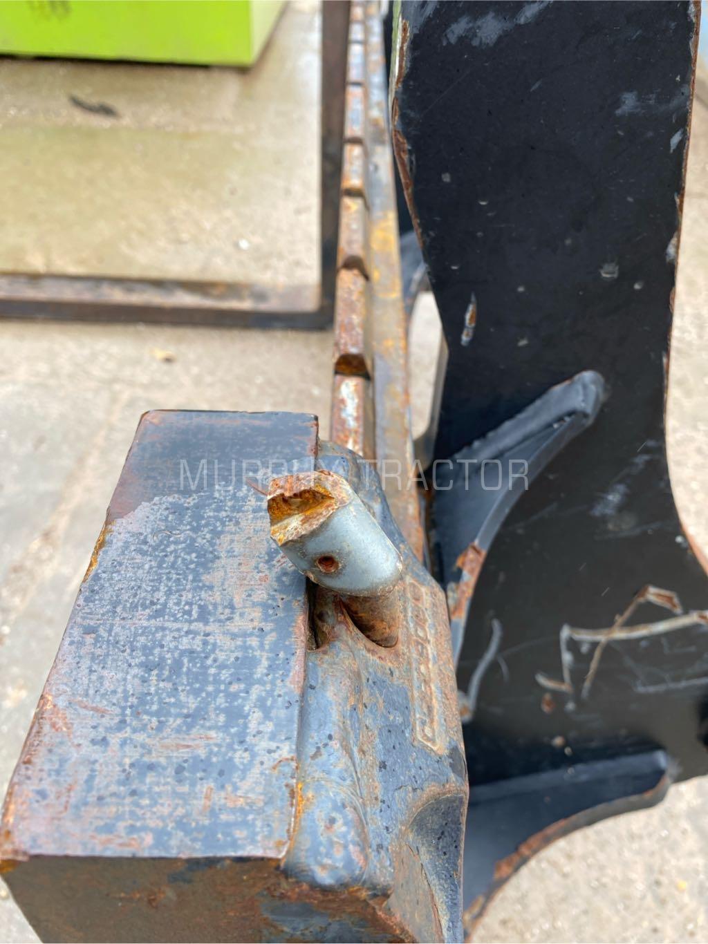 John Deere 310SL  Fork Set Image 9