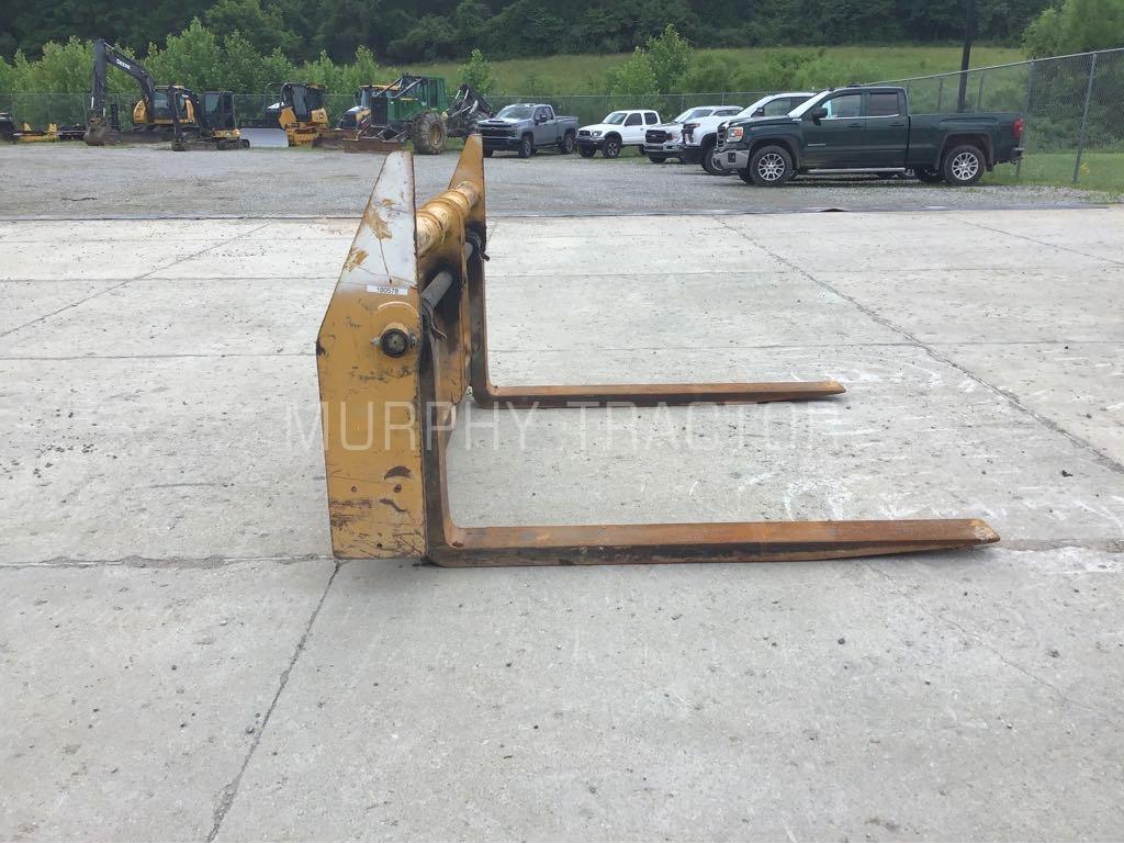 John Deere 444-624 HiVis  Fork Set Image 6