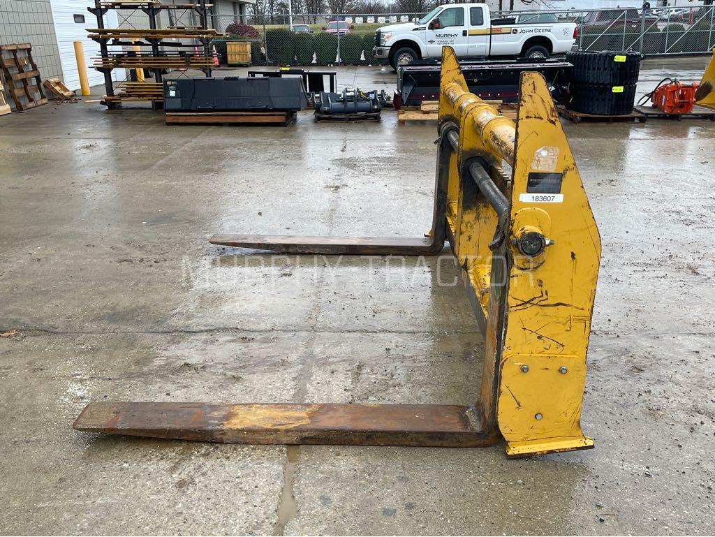 John Deere 444-624 60